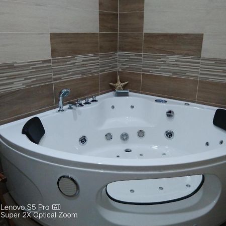 Apartman S Virivkou A Infrasaunou V Olomouci Ngoại thất bức ảnh