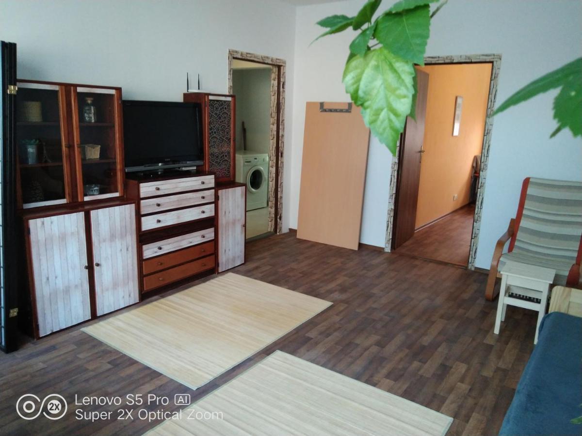 Apartman S Virivkou A Infrasaunou V Olomouci Ngoại thất bức ảnh